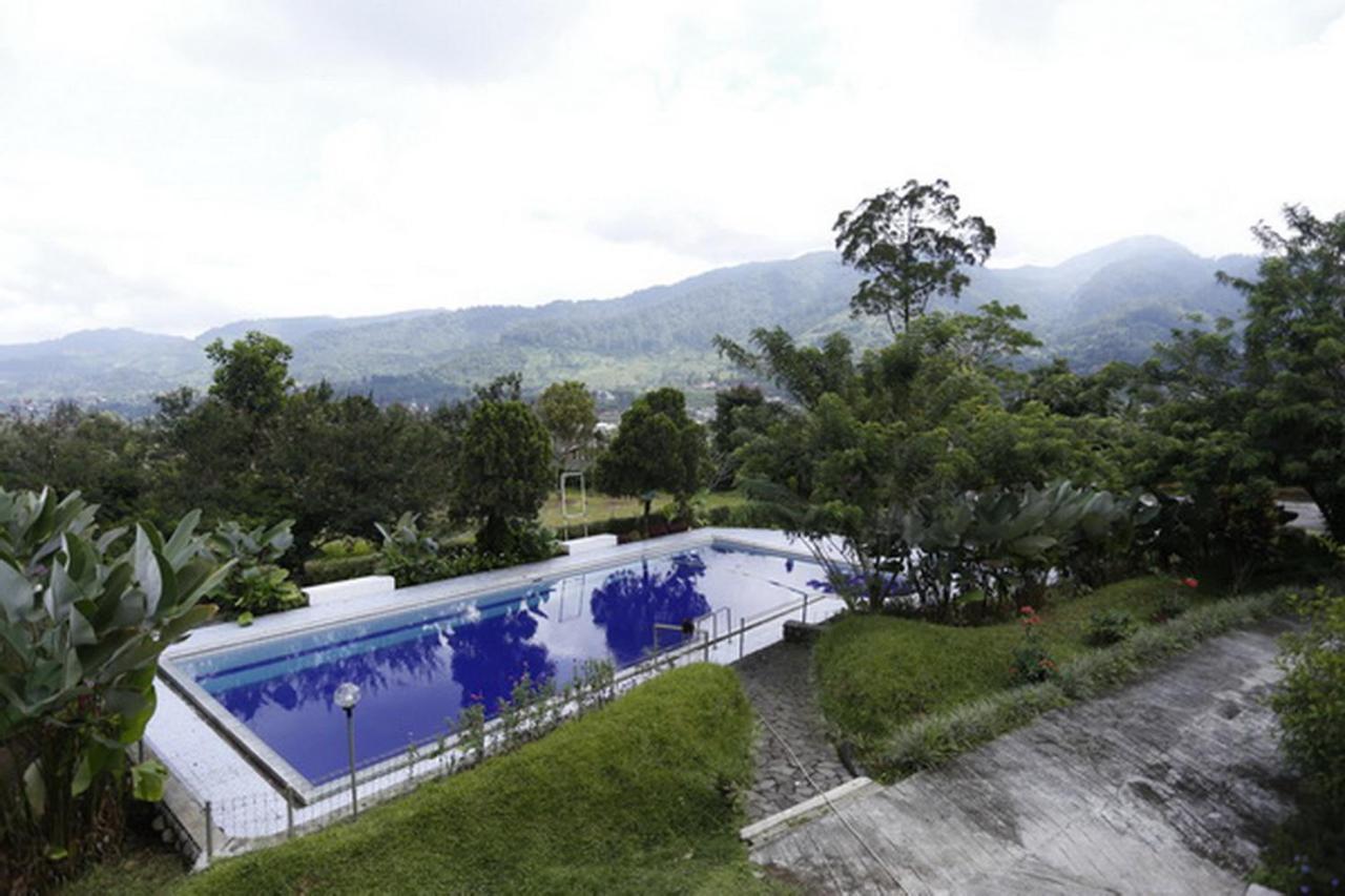 Villa Alam Indah By Anrha Богор Екстер'єр фото